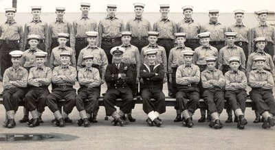 1961, FEBRUARY - CHRIS SMITH, 38 RECR., ANNEXE, BULWARK MESS, I AM 4TH FROM LEFT TOP ROW NEXT TO ROBIN SWAINE 3RD LEFT, 