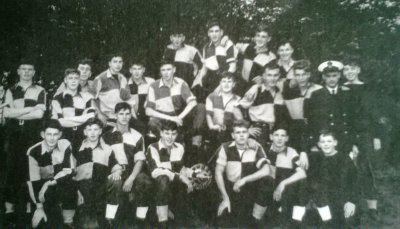 1963 - PAUL BROOKMAN, COLLINGWOOD, FIELD GUN TEAM..jpg