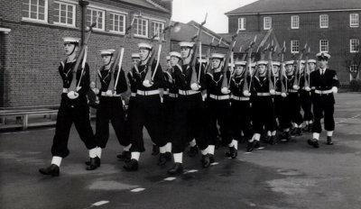 1965 - IAN BARDEN, GUARD CDR. [OUT OF SIGHT] COLLINGWOOD, 44 MESS..jpg