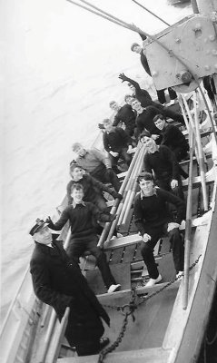 1965 - IAN PHILLIPS, FROBISHER, 32 MESS, CUTTERS CREW, EASTER TERM..jpg