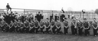 1969-70 - JACK DYSON, KEPPEL, 323 CLASS, E.jpg