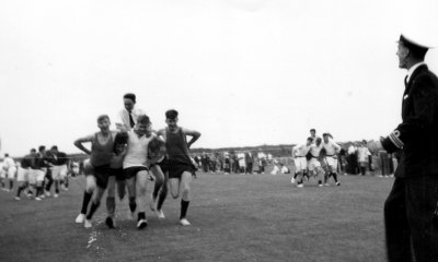 1963 - P.O. J.SOANES ON CHARIOT, DO LT.CDR. RM LEES CHEERING, SPORTS DAY.JPG
