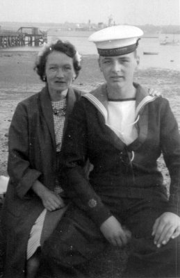 1962, 1ST FEBRUARY - COLIN GOFF, 47 RECR. HAWKE DIV. WITH MUM ON PARENTS DAY.jpg