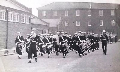 1963, 12TH NOVEMBER - ALAN INGHAM, BUGLE BAND, TERRY FOSTER IS 2ND FROM LEFT, ALMOST HIDDEN.jpg