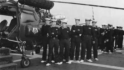 1973 -BILL CHAPMAN, SEA TRAINING, I AM NEXT TO PLYMOUTH'S WASP..jpg