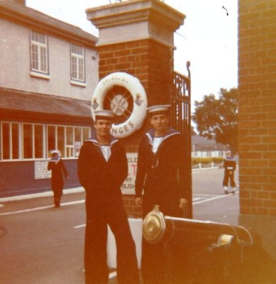 1972, APRIL - JOHN POPPLEWELL, FAMILIES DAY, B..jpg