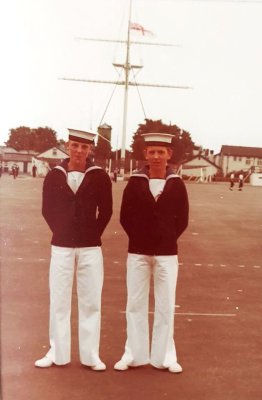 1971, 7TH JUNE - ALAN WILLIS, 271 CLASS, PART OF MAST MANNING TEAM, MYSELF AND PILKY PILINGTON.jpg