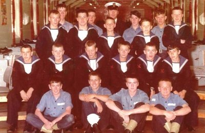 1972, FEBRUARY - STEPHEN YOUNG, 32 RECR., BLAKE, 6 MESS, 321 CLASS, I AM 3RD ROW ON LEFT HAND END, YEOMAN CHAMBERS, SEE BELOW
