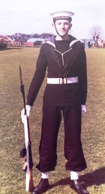 1971, 2ND NOVEMBER - TONY WILLDERS, 30 RECR., HAWKE, 38 MESS, 102 CLASS, JMEM, DIVISION GUARD, TAKEN IN 1972.jpg