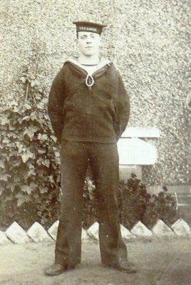 UNDATED - UNKNOWN GANGES BOY, DETAILS WANTED, 16.jpg