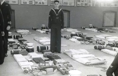 1950, 7TH JULY - ARTHUR DUFF, FINAL KIT MUSTER.jpg