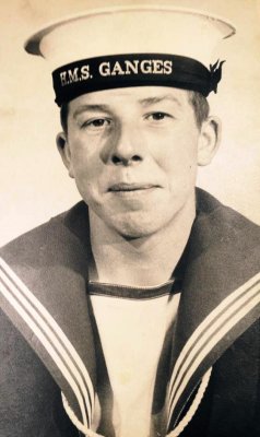 1965, 26TH JULY - DEREK AMOS, 77 RECR., NO OTHER DETAILS.jpg