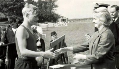 1965 - BRIAN CHESTER, COLLINGWOOD SPORTS DAY, BRIAN RECEIVING PRIZE.jpg
