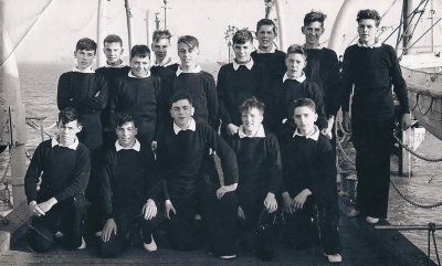 1964 - CHRIS MCCORMICK, 67 RECR., COLLINGWOOD, 35 CLASS, ON THE PIER.jpg