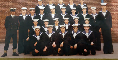 1974, SEPTEMBER - WAYNE HOWELLS, I'M MIDDLE OF FRONT ROW.jpg