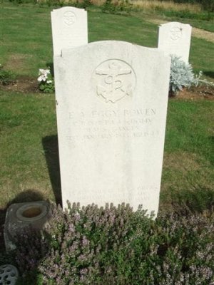 1973, 31ST JANUARY - GARRY FRASER, HEADSTONE OF INSTR. CPO EDGAR A. 'EGGY' BOWEN, HE SADLY CTB ON THIS DATE.jpg