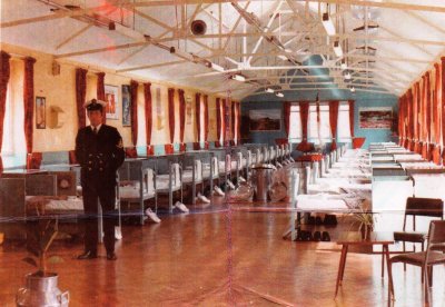 1972 - BENBOW MESS, INSTRUCTOR PO ROBERTS..jpg