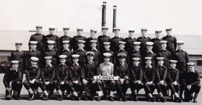 1972, APRIL - JOHN POPPLEWELL, 33 RECR., FROBHISHER, 133 CLASS, LEANDER IN THE ANNEXE, A..jpg