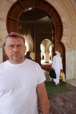 145.jpg