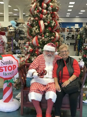Santa and Pearl 2019