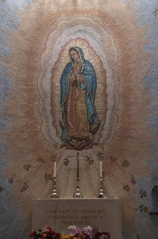 Side chapel
