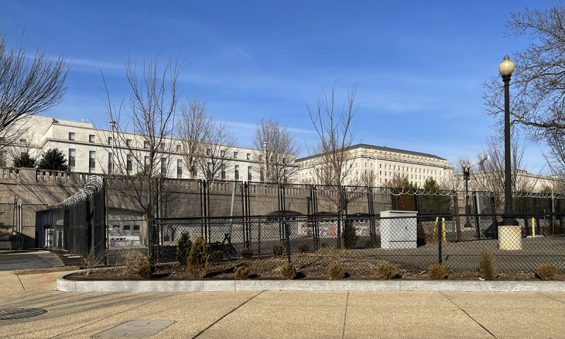 No such thing as too much fencing for Congress