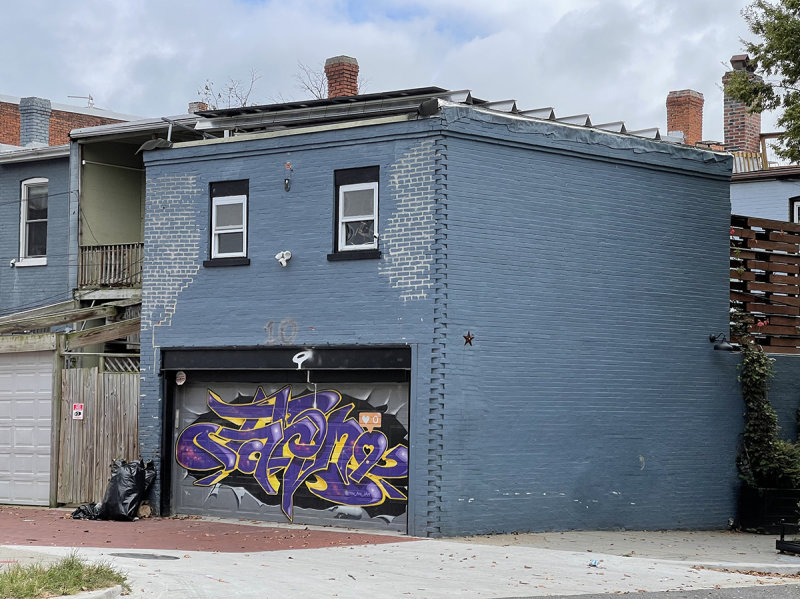 Garage mural