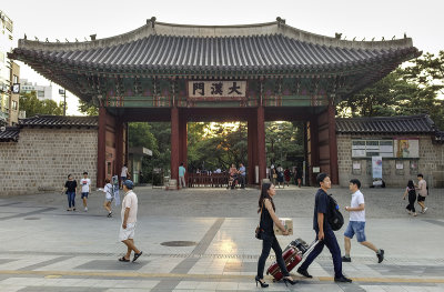 Gate to Deoksugung Palace, Seoul