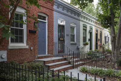 Teeny tiny houses