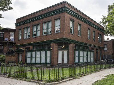 Grocery store-turned-private home