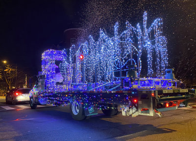 ZooLights Express: Bringing holiday cheer