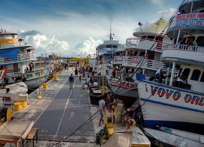The Manaus harbor and their particular boats.