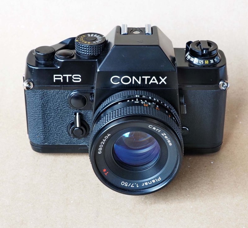 Contax : the other family with German blood