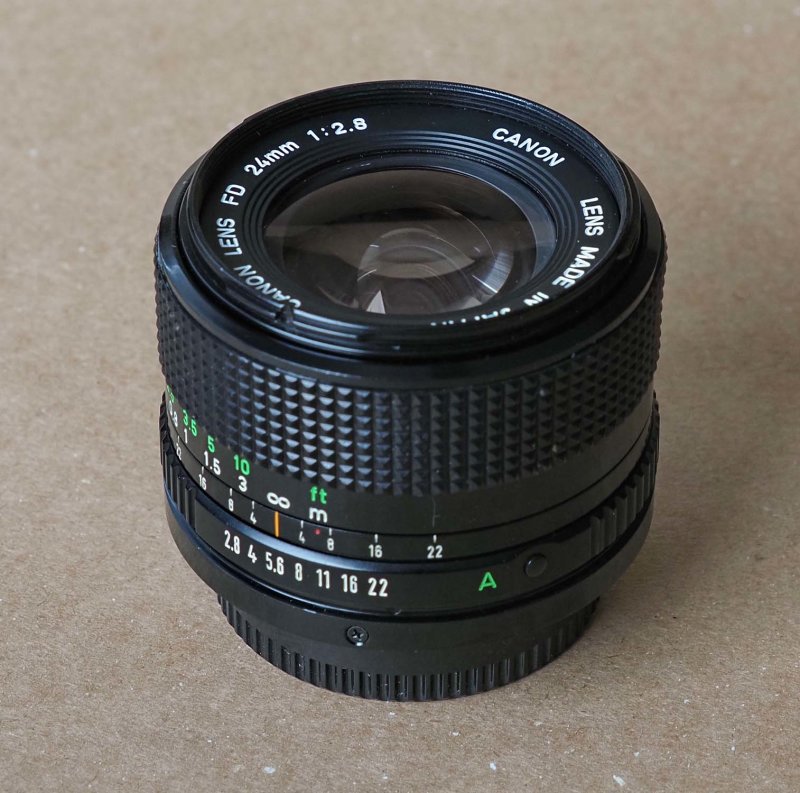 Recently I bougth this superb 24/2.8 (however, the 20/2.8 and the 28/2.8 were sold). 