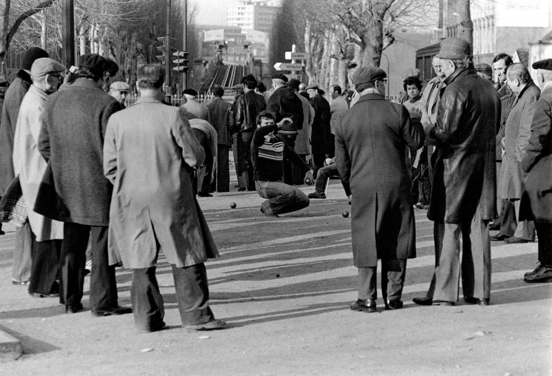 Porte Montreuil flea market and some Paris nord photos (1977)