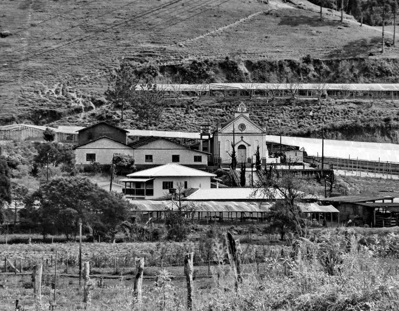 This village is called Rancho das Tábuas.