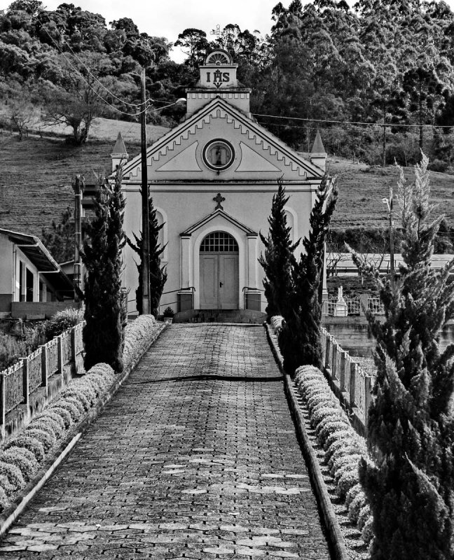 Capela São Pedro (São Pedro Chapel); frontal view.