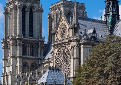 Notre Dame; Lateral View (photography by Fahd Sultanem)
