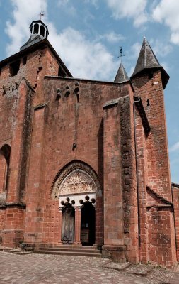 Collonges-la-Rouge.