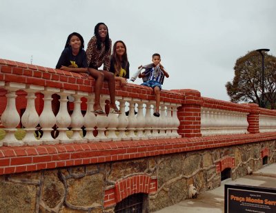 Monte Serrat square.