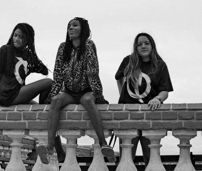 The Monte Serrat square young queens.