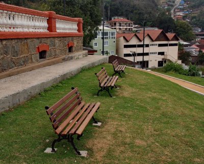 Monte Serrat square.