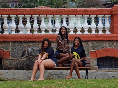 Monte Serrat square; the girls.