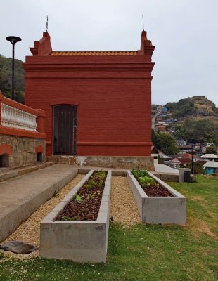Monte Serrat square.