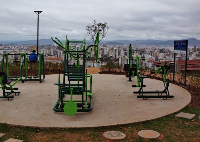 Monte Serrat square.