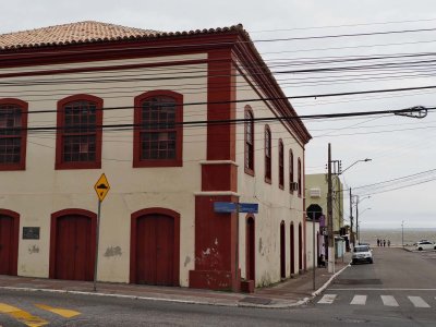 So Jos historical center. 