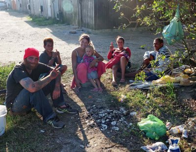 People living near the Biguau River. 