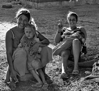 People living near the Biguau River. 