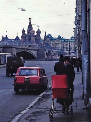  Moscow : approaching the St.Basil’s Cathedral