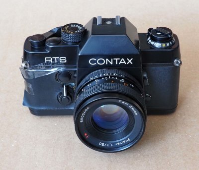 Contax RTS (1974, first model). The front leatherette tends to get apart. 